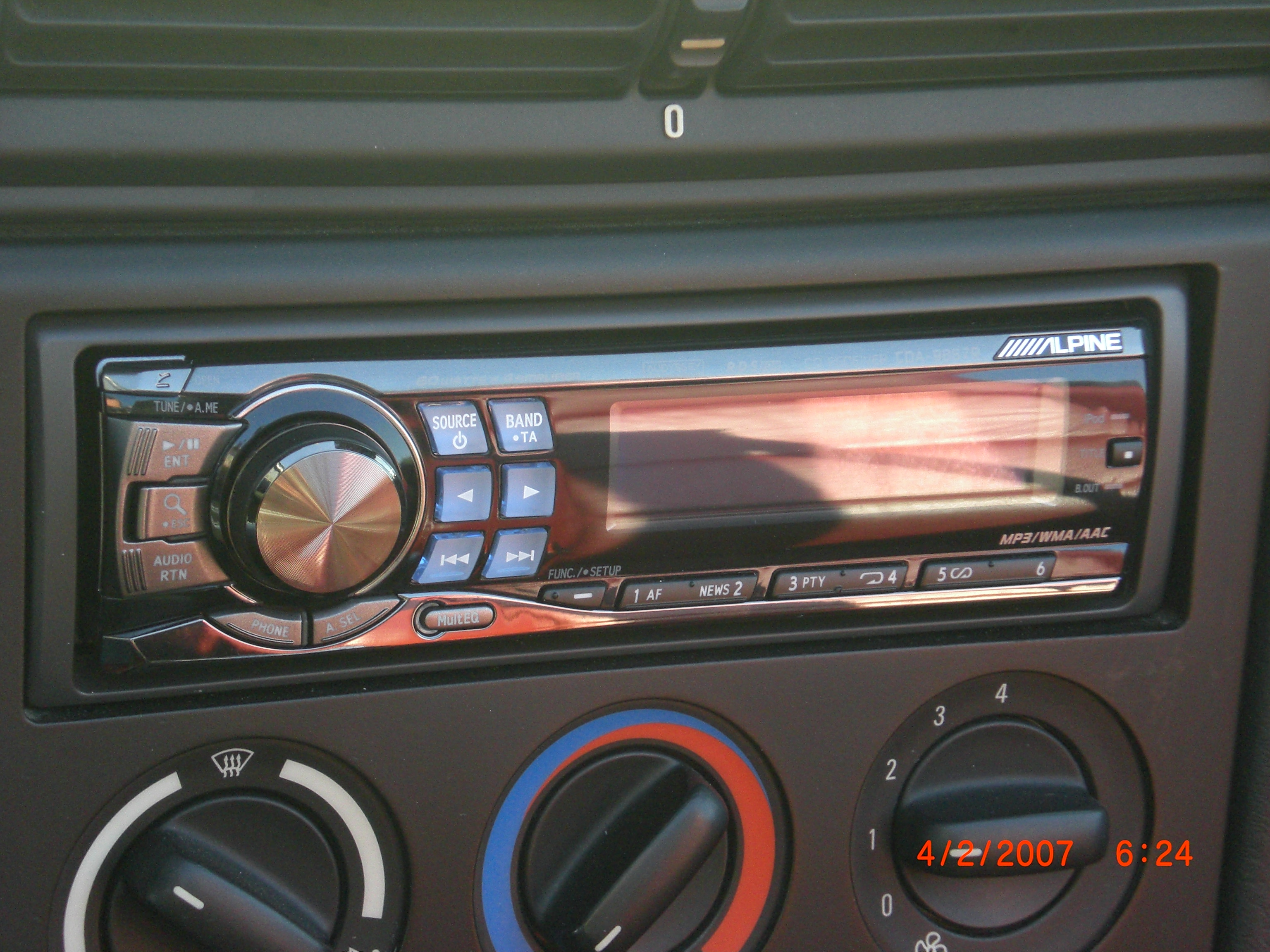 1.Das Alpine Radio.jpg