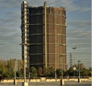 Gasometer Oberhausen.jpg