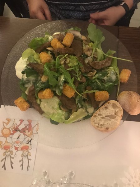 9 oder kleine Salatplatte.JPG